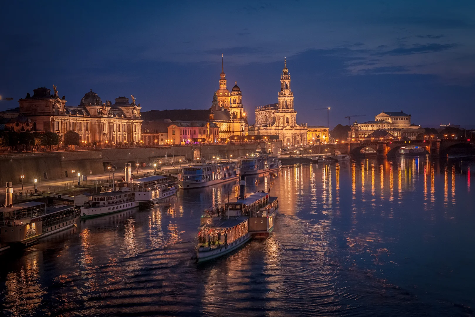 Dresden, Ausblick von einer Brücke